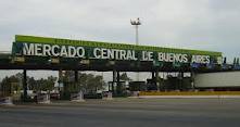 Puesteros de frutas y verduras del Mercado Central también se comprometieron a congelar precios